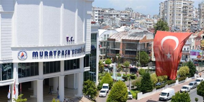 Antalya Muratpaa Belediyesi 13 geici ii alacak