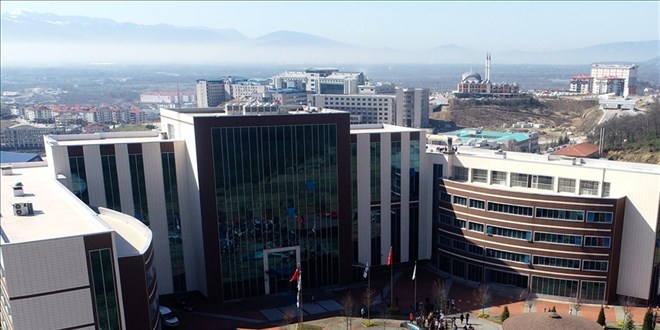 Düzce Üniversitesi 44 sözleşmeli personel alacak
