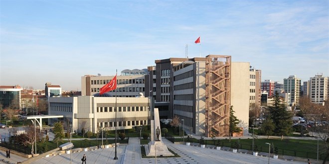 Kad�k�y Belediyesi 5 S�zle�meli Personel Alacak